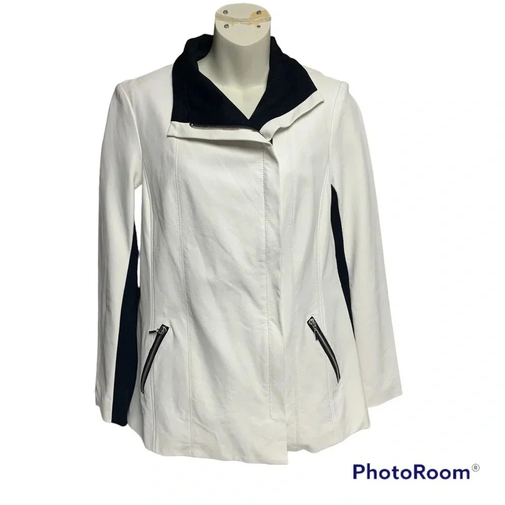 INC International Concepts white/black moto jacket size small silver zipper